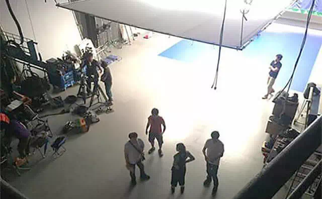 越後屋 浜町Aスタジオ にて-組みあがったセットの様子