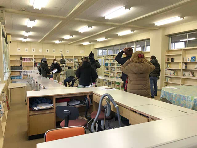 長南東小学校スタジオ 図書室