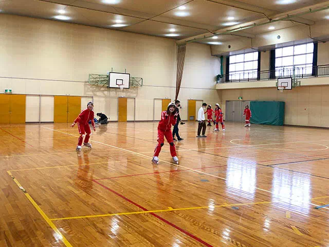金江津小学校スタジオ 体育館