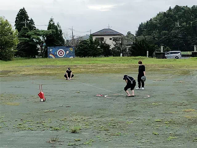 長南東小学校スタジオ グラウンド